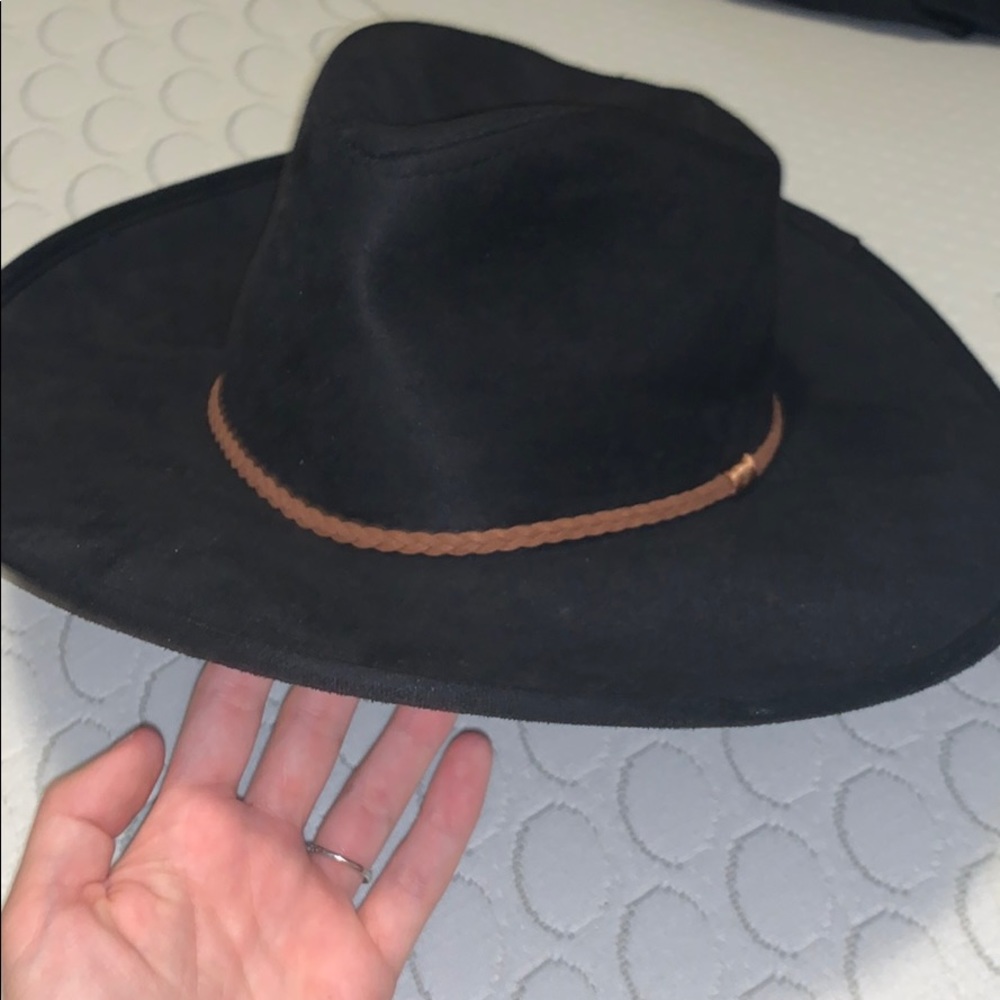 Black hat